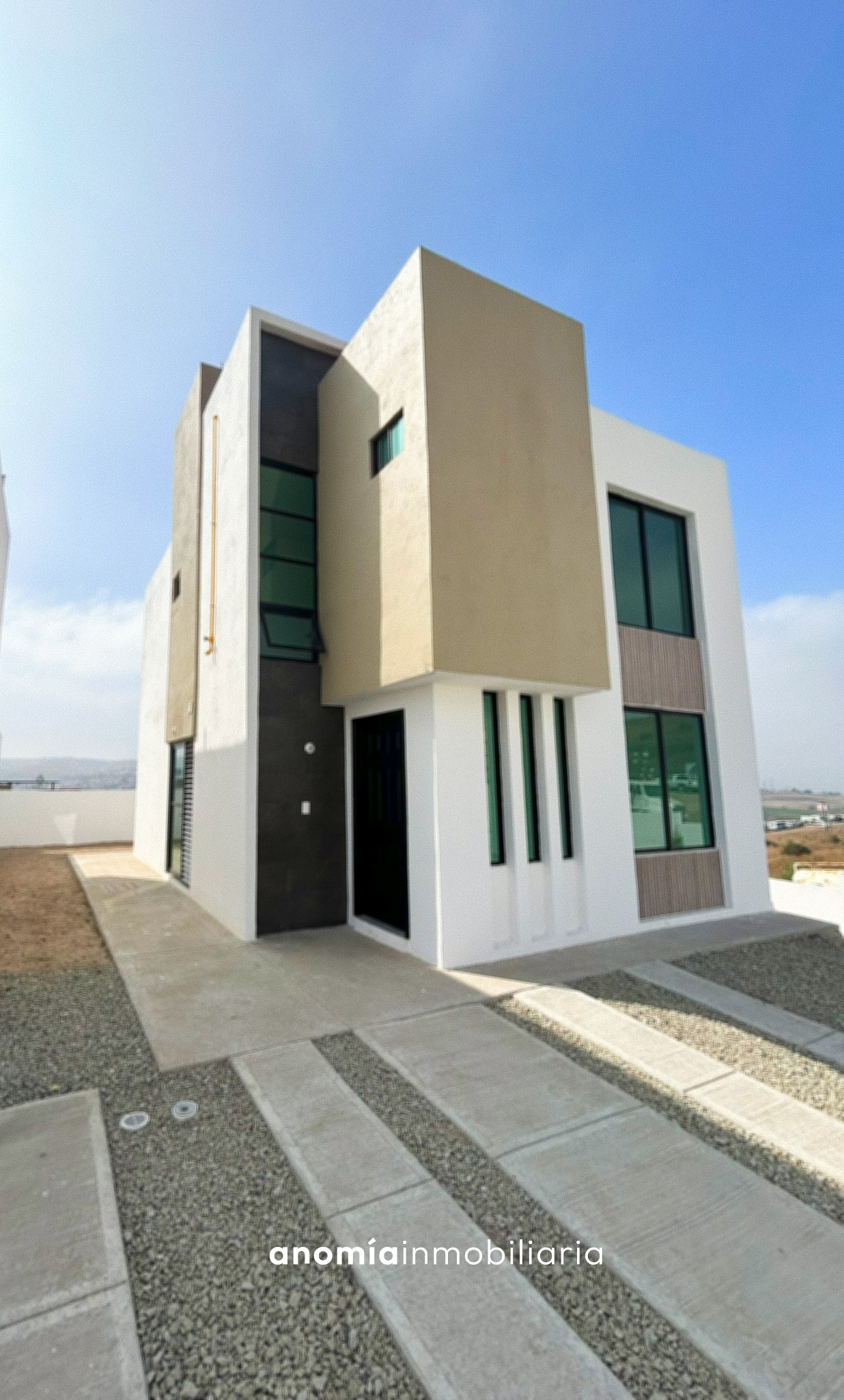 Casa en Tijuana por Menos de $3M