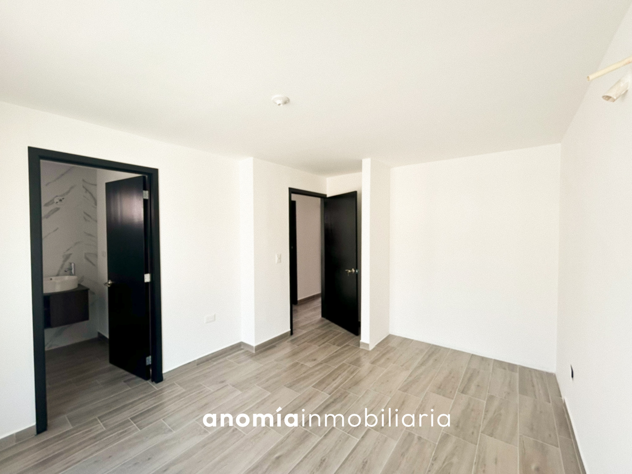 Casa en Tijuana por Menos de $3M