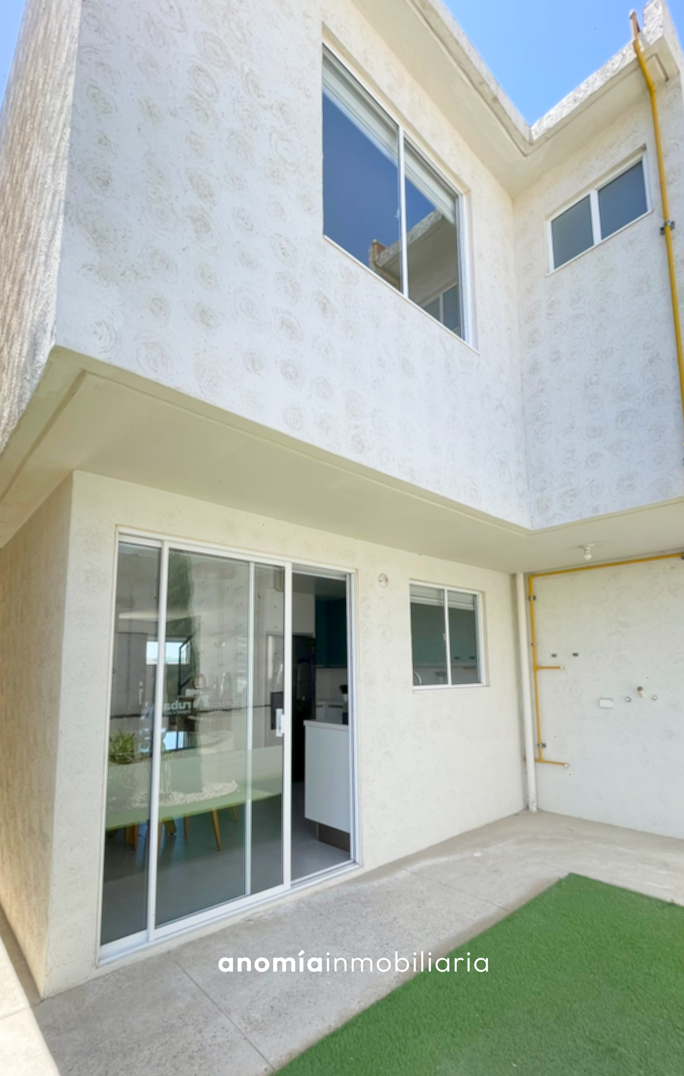 Casa en Santa Fe por Menos de $2M