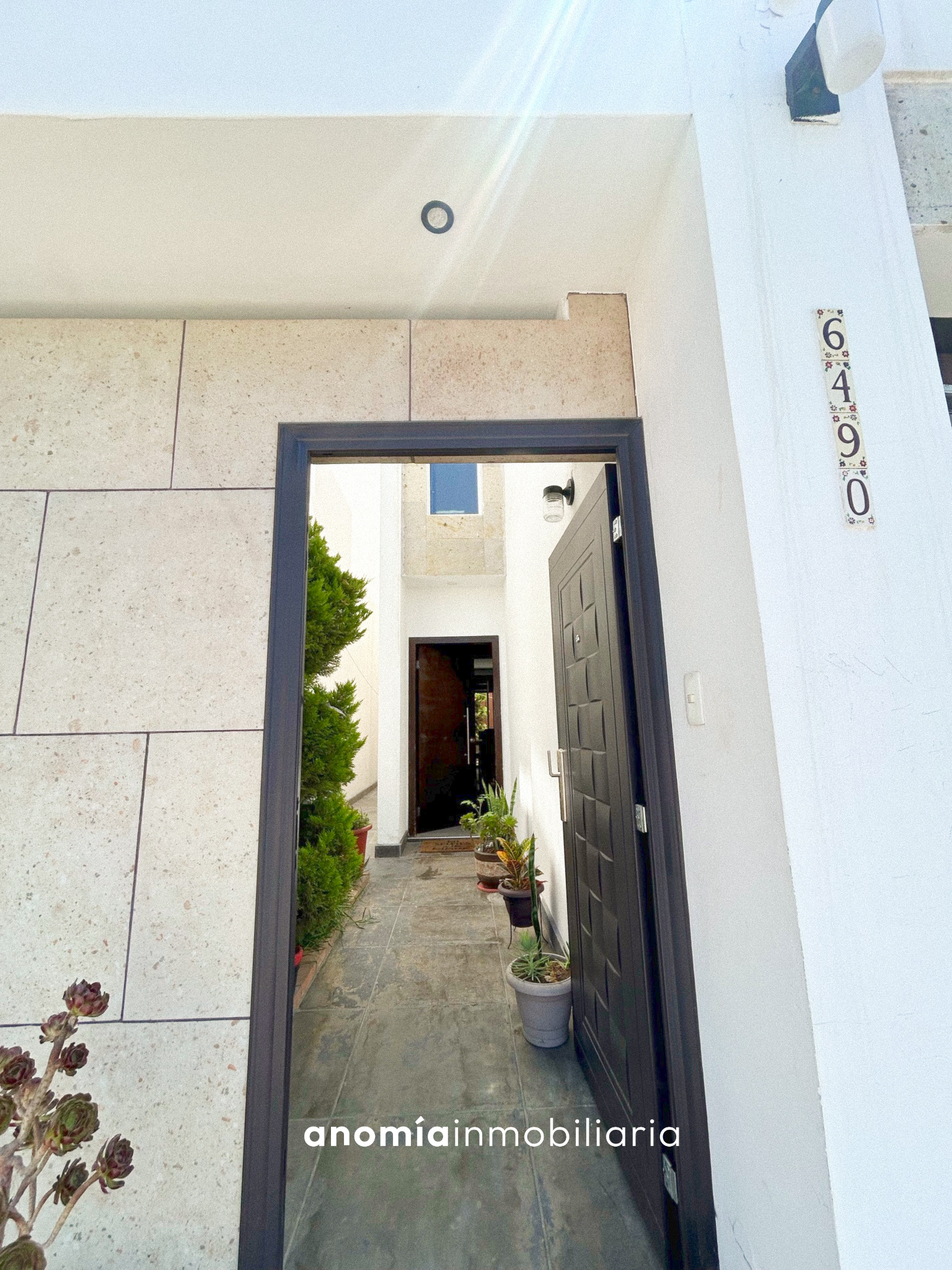 Casa en Fincas de Agua Caliente, Zona Dorada