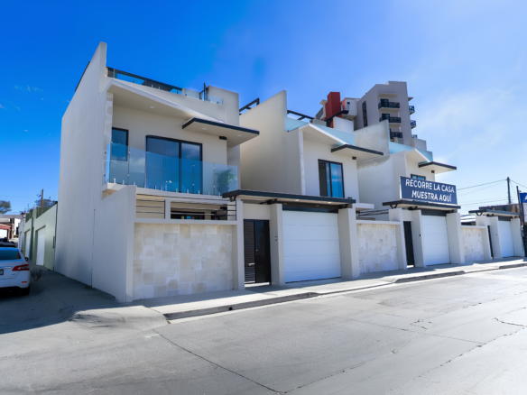 Townhouse en Venta en Cardo Santo, Fundadores – 3 Recámaras