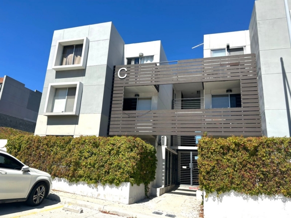 Departamento en Venta en La Rioja, Colinas de California – 2 Recámaras